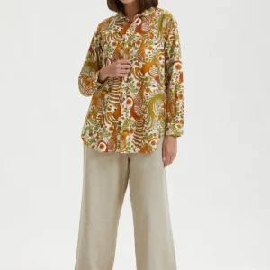 Camicia con collo arrotondato