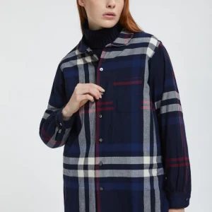 Camicia oversize con colletto arrotondato