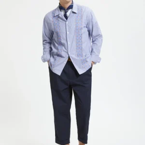 Camicia a maniche lunghe con ricami