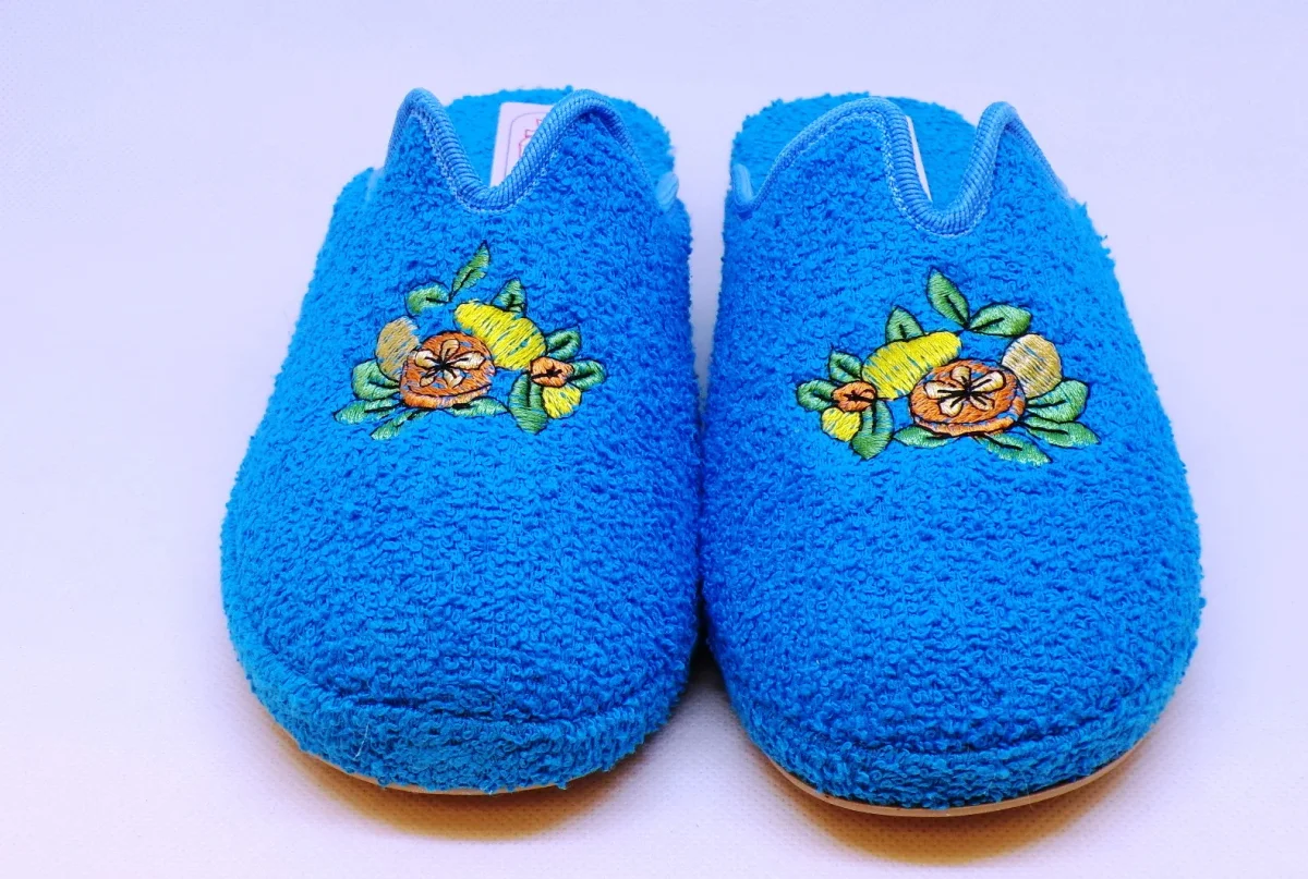 Ciabatte da donna in spugna con zeppa 3 cm - Art. 56 - immagine 4