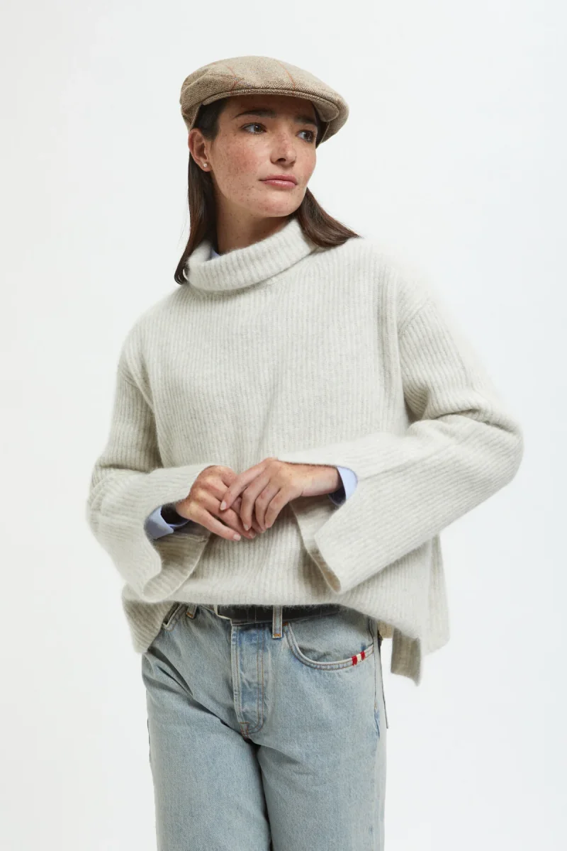 Maglione a collo alto - immagine 3