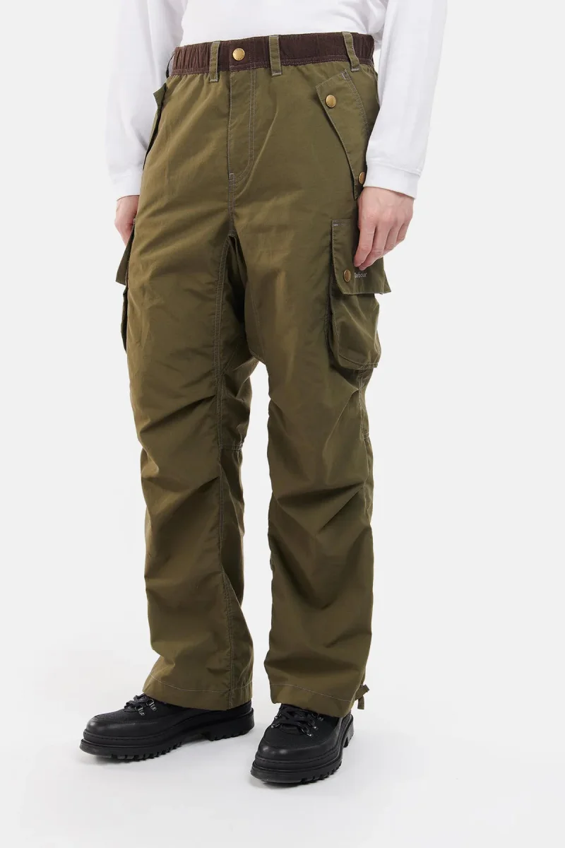 Pantaloni Barbour x And Wander - immagine 4