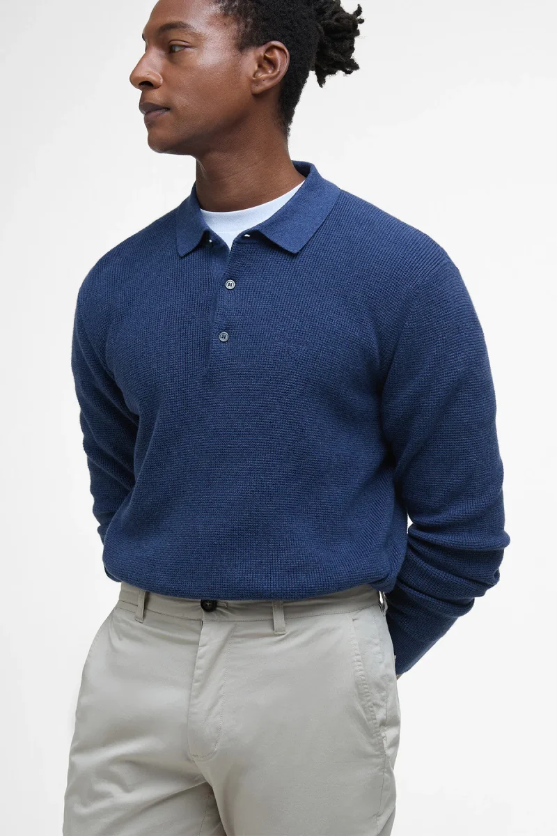 Pantaloni chino leggermente aderenti, leggeri ed elasticizzati